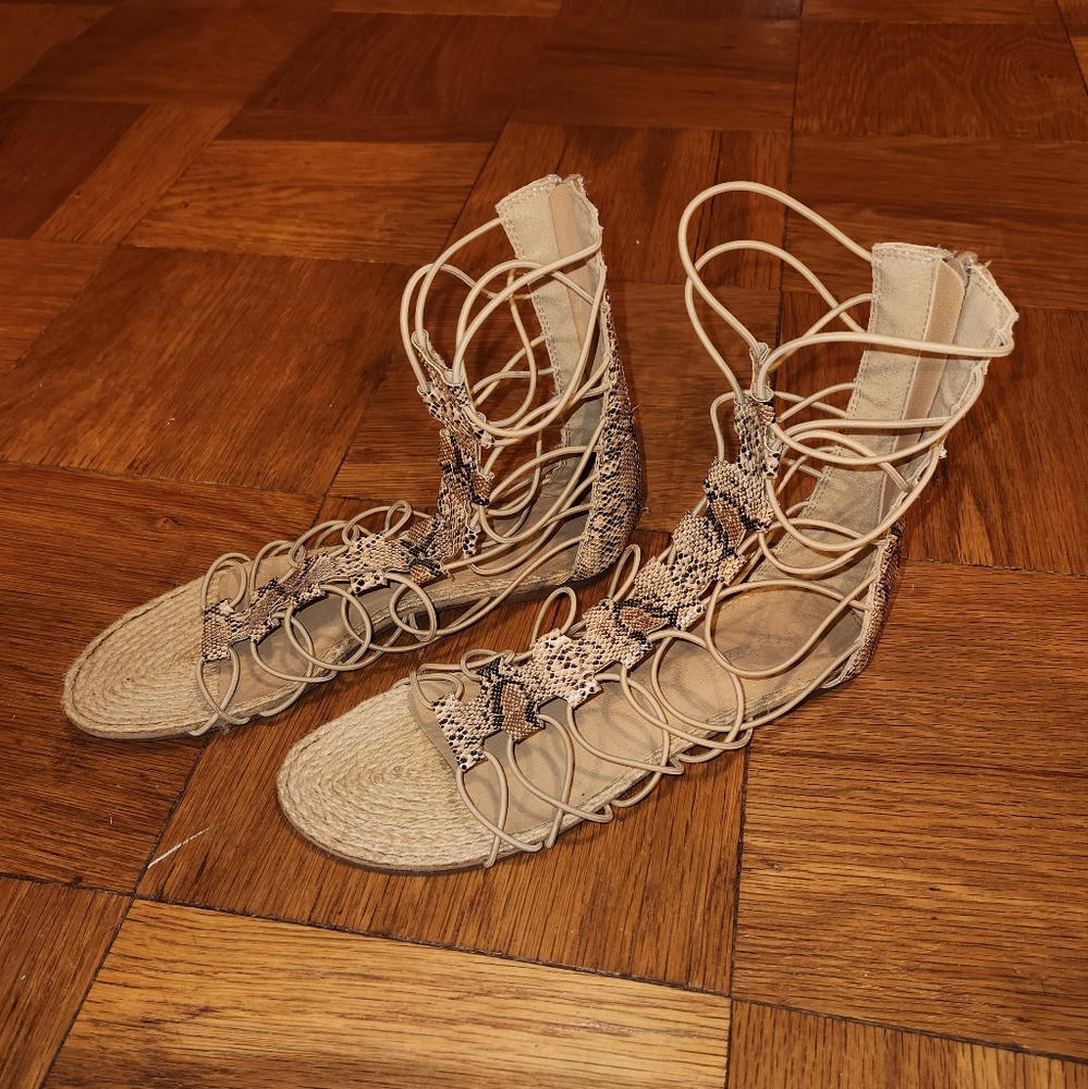 Shoe Dazzle Snake gladiator sandals, size 9